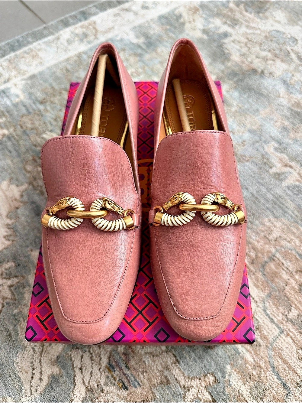 NWB Tory Burch Jessa Loafer ROSA textured goat leather Moccasins Size US 6.5